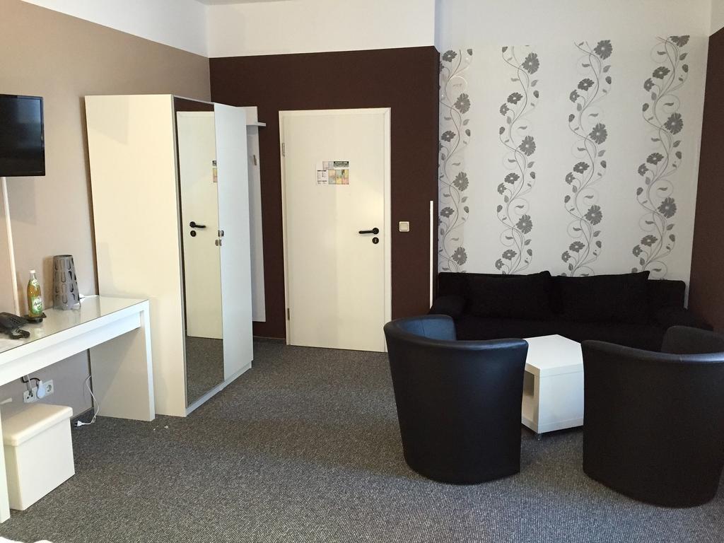 Blechleppel - Die Pension Im Harz Benneckenstein Kamer foto